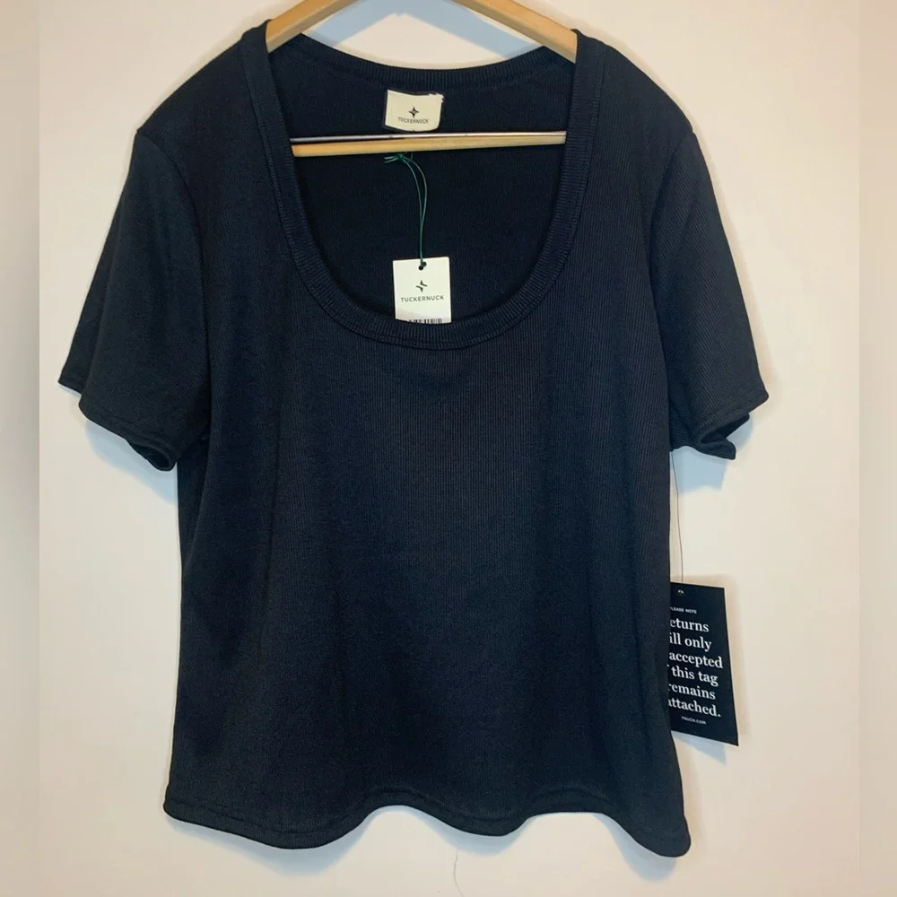 Tuckernuck Black Women’s Top Size XXXL - Picture 1 of 11
